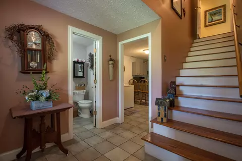 Entry Way - 320 Alice Roy Rd, Windsor, KY 42565 photo 12 of 14