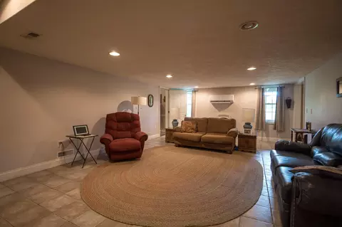 Living - 320 Alice Roy Rd, Windsor, KY 42565 photo 3 of 3
