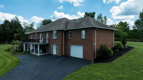 Exterior - 320 Alice Roy Rd, Windsor, KY 42565 photo 7 of 39