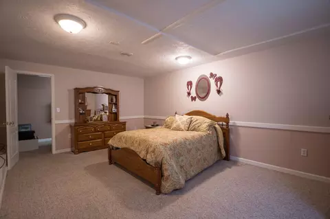 Bedroom - 320 Alice Roy Rd, Windsor, KY 42565 photo 10 of 13