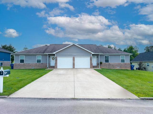 401 Johnny Dr, Science Hill, KY 42553