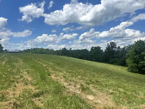 7 Ruel Glidewell Rd, Columbia, KY 42728