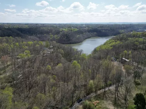 10 Valley View Dr, Nancy, KY 42544