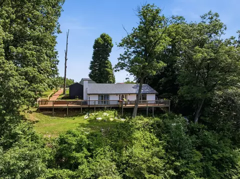 200 Lakeview Point Rd, Harrodsburg, KY 40330