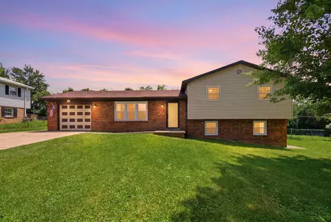 150 Mountain View Dr, Berea, KY 40403