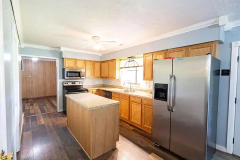 Kitchen - 9940 Cranston Rd, Morehead, KY 40351 photo 1 of 1
