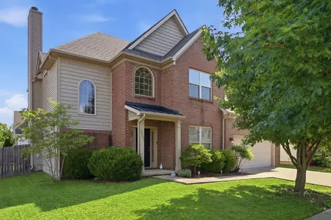 2951 Eminent Dr, Lexington, KY 40511