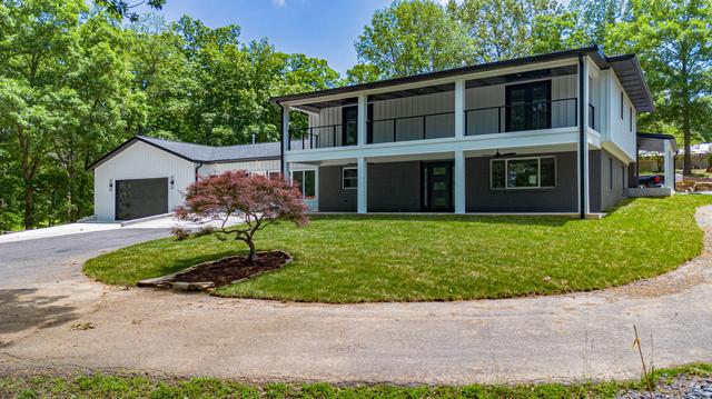 214 Hickory Hill Ln, Benton, KY 42025