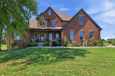 712 Stonebriar Ct, Richmond, KY 40475