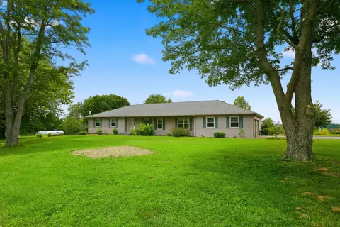 1661 Waterworks Rd, Winchester, KY 40391