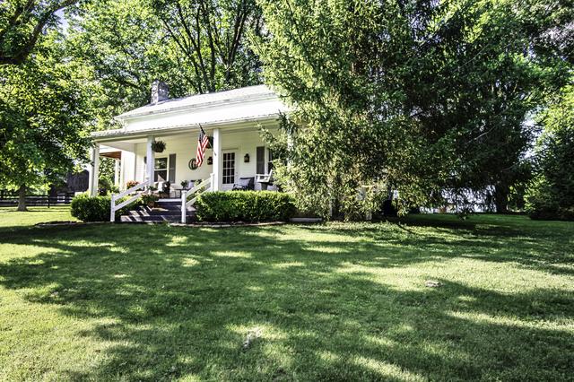 650 Delaney Ferry Rd, Versailles, KY 40383