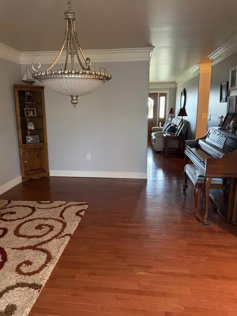 Entry Way - 2684 Bee Creek Rd, Corbin, KY 40701 photo 4 of 4