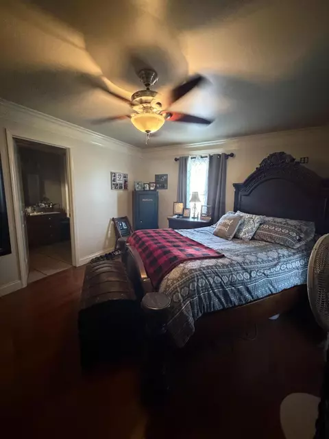 Bedroom - 2684 Bee Creek Rd, Corbin, KY 40701 photo 1 of 2