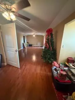 Entry Way - 2684 Bee Creek Rd, Corbin, KY 40701 photo 3 of 4