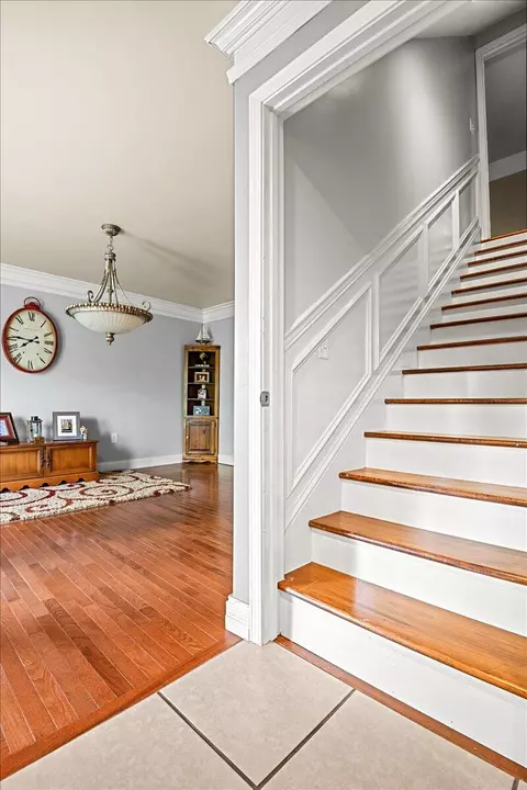 Entry Way - 2684 Bee Creek Rd, Corbin, KY 40701 photo 2 of 2