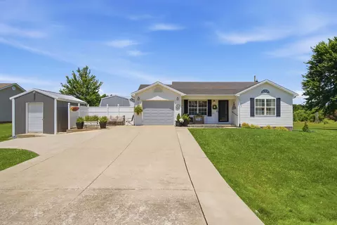 204 Beechwood Dr, Berea, KY 40403