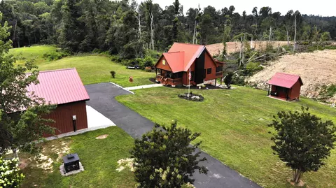 22 Elly Ave, Russell Springs, KY 42642