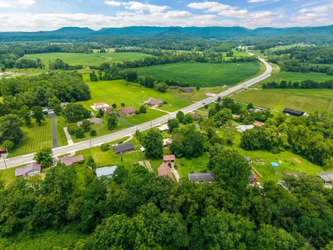 View/Area - 758 N Main St, Stanton, KY 40380 photo 6 of 10