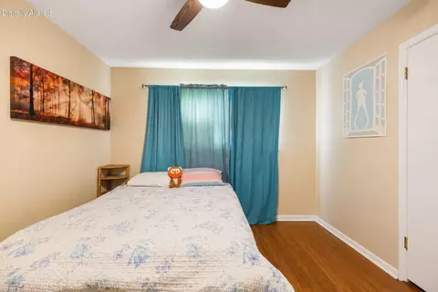 Bedroom - 758 N Main St, Stanton, KY 40380 photo 8 of 12