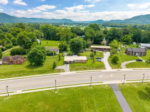 View/Area - 758 N Main St, Stanton, KY 40380 photo 7 of 10