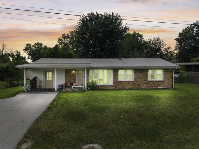 758 N Main St, Stanton, KY 40380