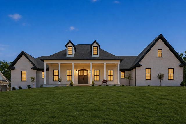 555 Canvasback Dr, Nicholasville, KY 40356