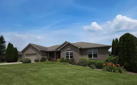 1504 Phyllis Dr, Berea, KY 40403