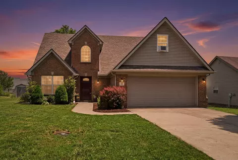 181 Mason Springs Dr, Nicholasville, KY 40356