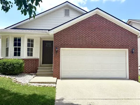 2692 Michelle Park, Lexington, KY 40511