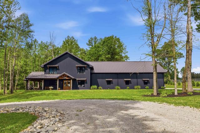 106 Airport Rd, Jamestown, KY 42629