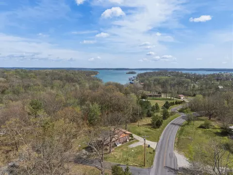 6672 Moors Camp Hwy, Gilbertsville, KY 42044