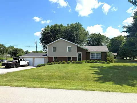 111 Guinn Dr, Monticello, KY 42633