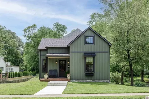 811 Olive St, Murray, KY 42071