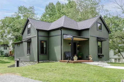 Exterior - 811 Olive St, Murray, KY 42071 photo 6 of 6