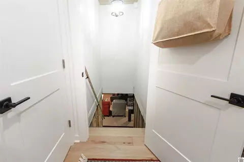 Entry Way - 811 Olive St, Murray, KY 42071 photo 4 of 4