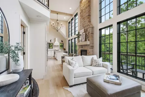 Living - 189 Red Gate Rd, Lancaster, KY 40444 photo 1 of 8