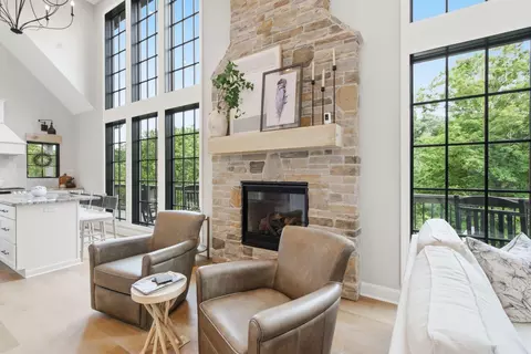 Living - 189 Red Gate Rd, Lancaster, KY 40444 photo 4 of 8