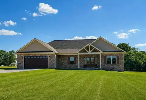 445 N 445 N Ridge Dr, Hopkinsville, KY 42240