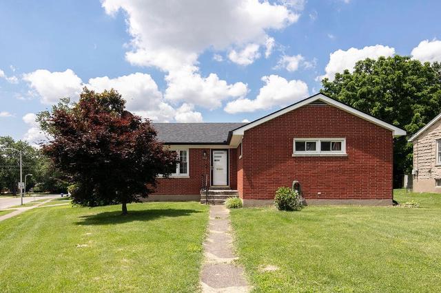 596 Saint Anthony Dr, Lexington, KY 40505