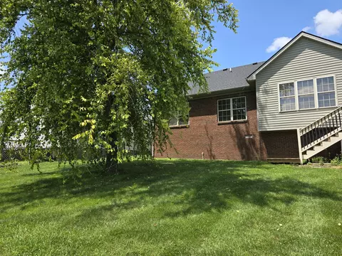 Exterior - 709 Hackney Ct, Richmond, KY 40475 photo 4 of 7
