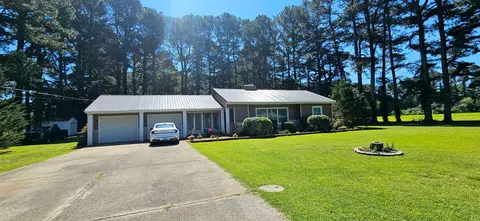 1560 Meacham Ln, Paducah, KY 42003