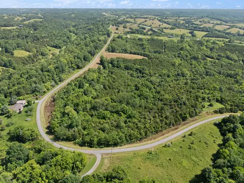 9999 Mann Rd, Mount Olivet, KY 41064