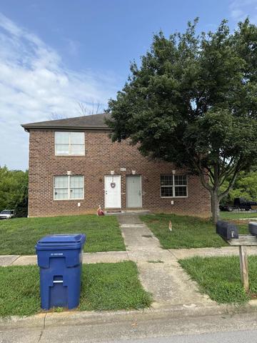 812 Ridgewood Dr, Berea, KY 40403