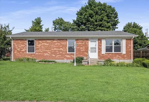 118 Kingsway Dr, Nicholasville, KY 40356