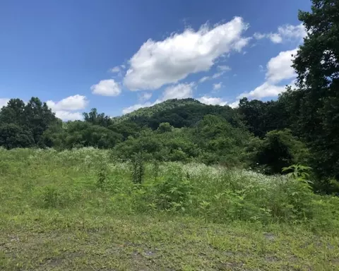 2251 S Highway 421, Manchester, KY 40962