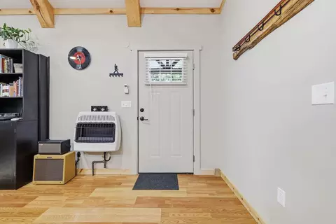 Entry Way - 22 Deercrest Ln, Murray, KY 42071 photo 1 of 2