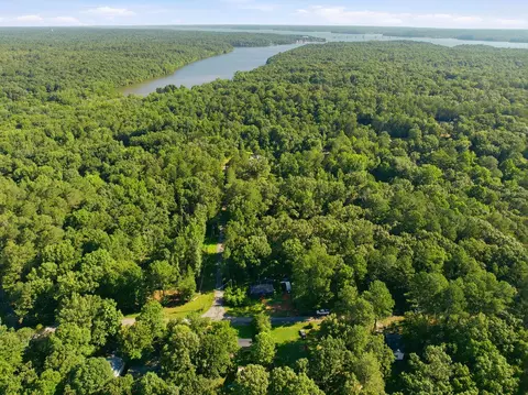 View/Area - 22 Deercrest Ln, Murray, KY 42071 photo 2 of 7
