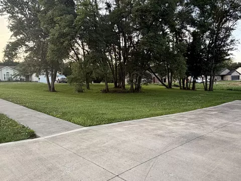 104 Elk Dr, Stamping Ground, KY 40379