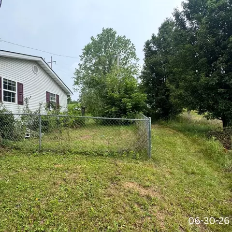 Exterior - 270 Jackson Dr, Tyner, KY 40486 photo 2 of 4