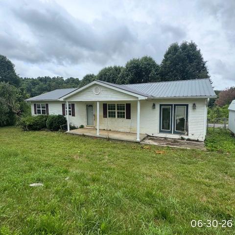 270 Jackson Dr, Tyner, KY 40486